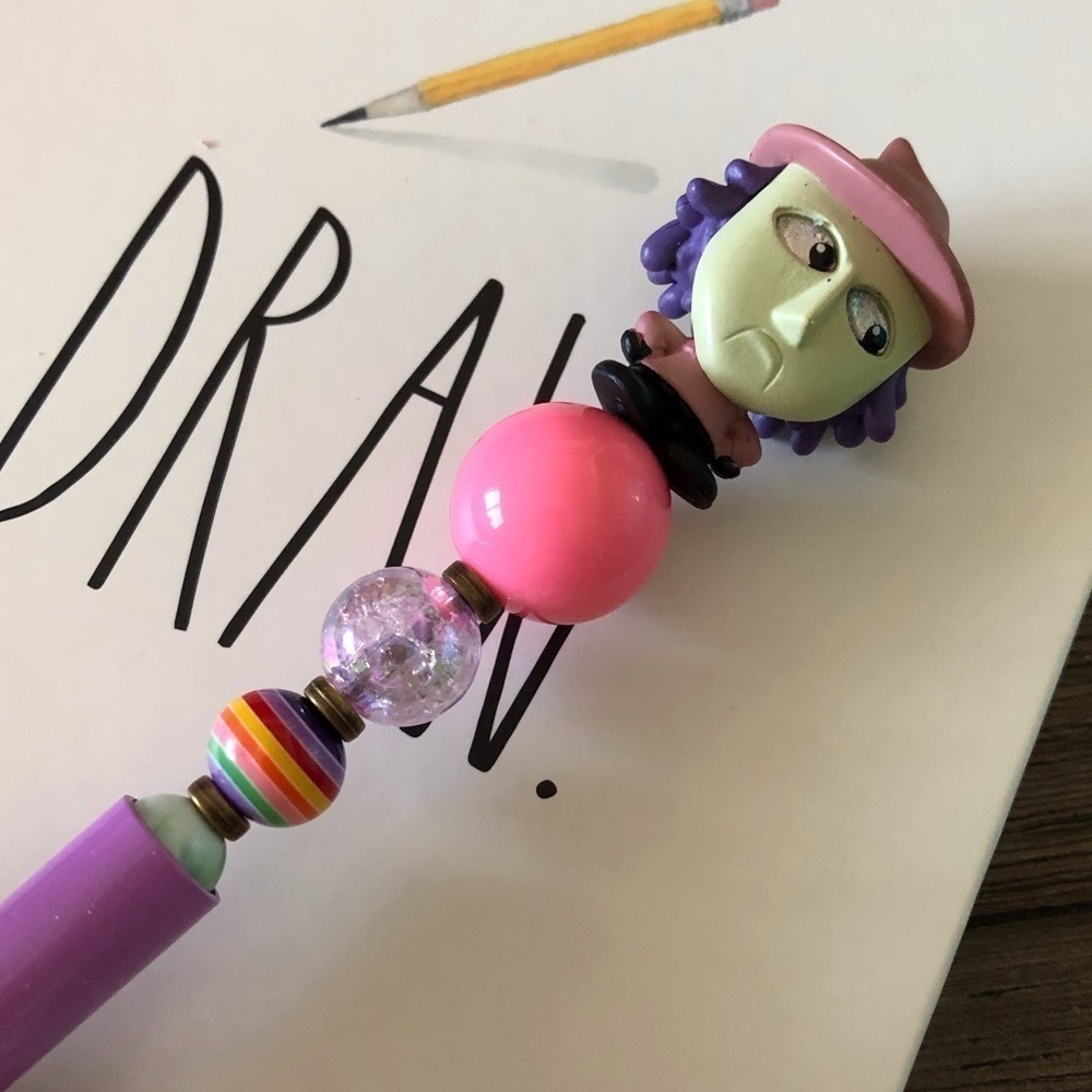 Disney Doorables: Nightmare Before Christmas: Shock handmade beaded pen